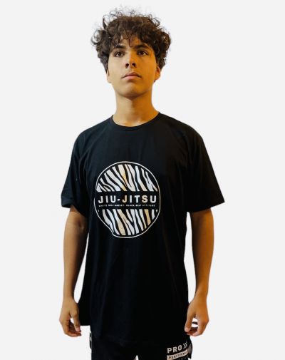 Remera Mindset. Negra